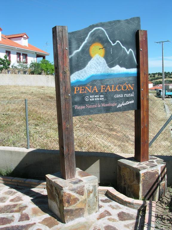 Casa Rural Pena Falcon Torrejon el Rubio Exterior photo