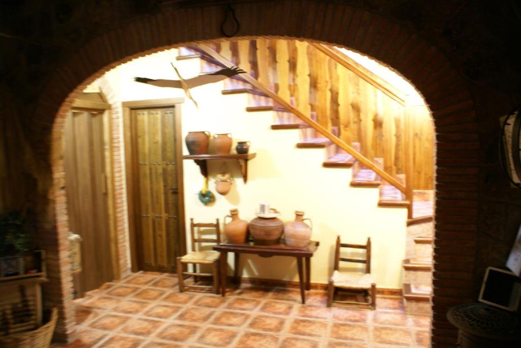 Casa Rural Pena Falcon Torrejon el Rubio Exterior photo